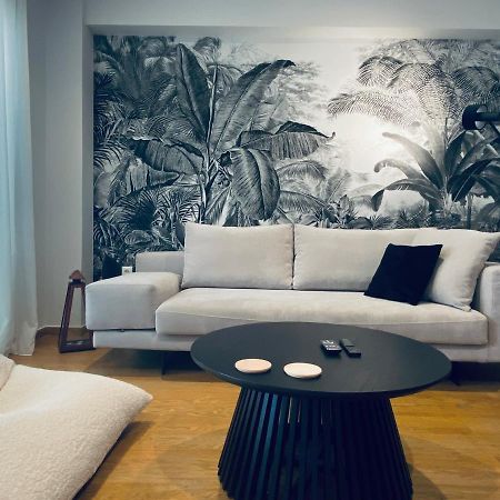 Athens Riviera 2-Bed Apt & Pool Access #Unoblu Exteriör bild