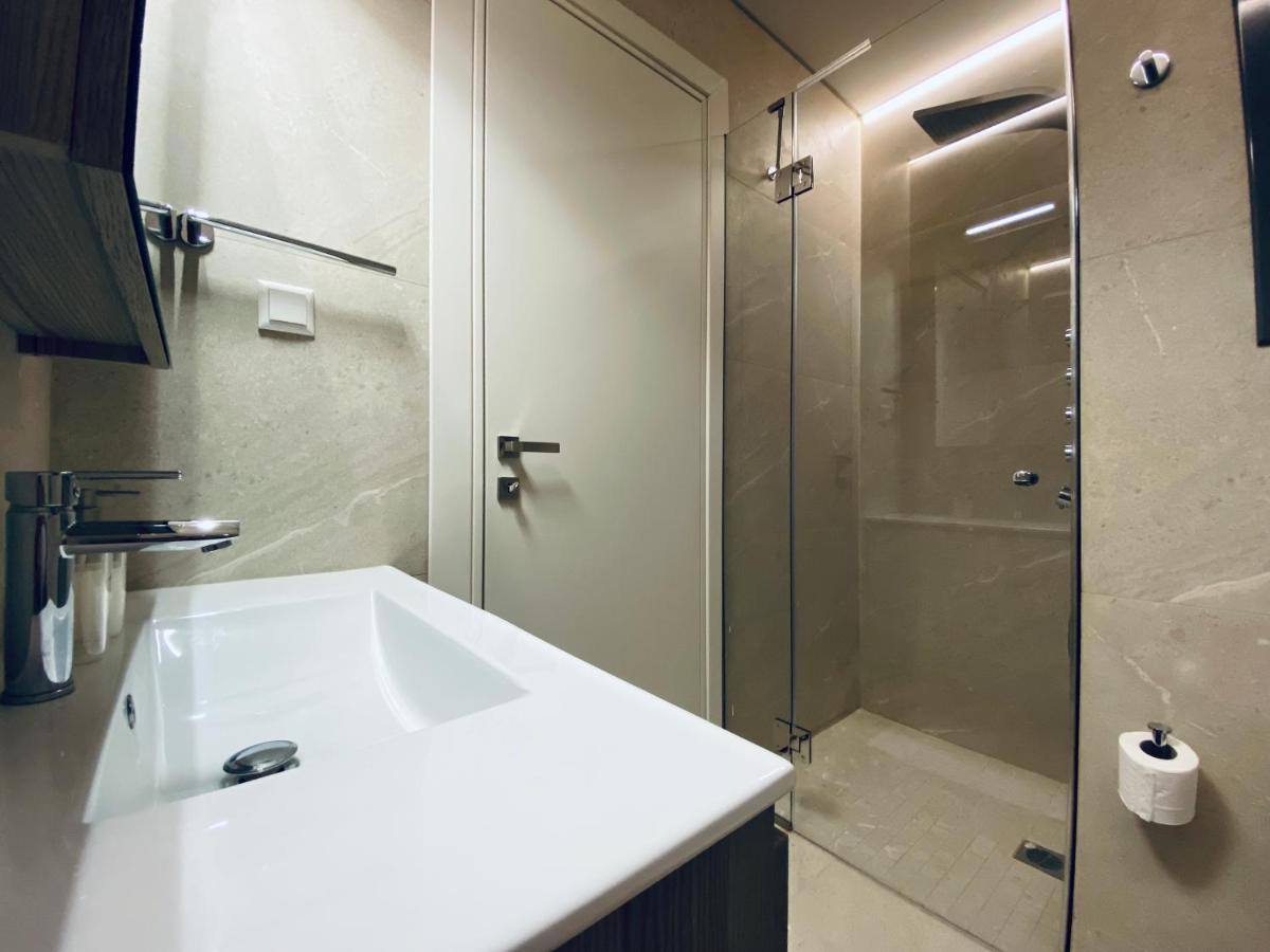 Athens Riviera 2-Bed Apt & Pool Access #Unoblu Exteriör bild