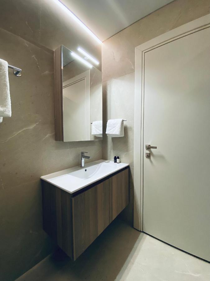 Athens Riviera 2-Bed Apt & Pool Access #Unoblu Exteriör bild